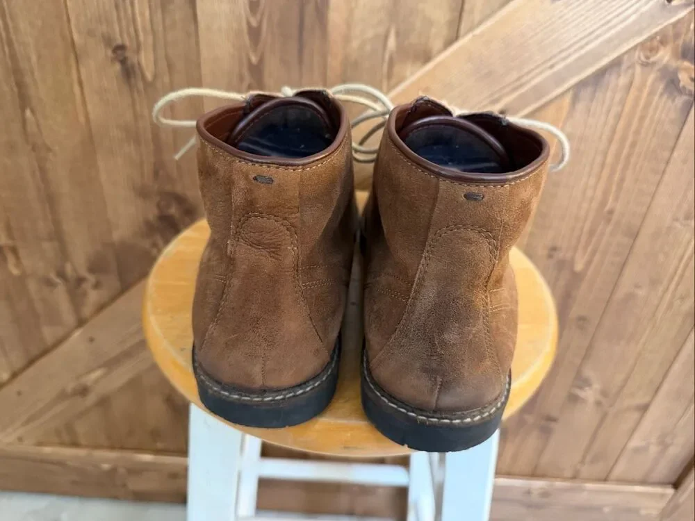 Cole Haan Men’s Brown Suede Chukka Boots – Size 10.5